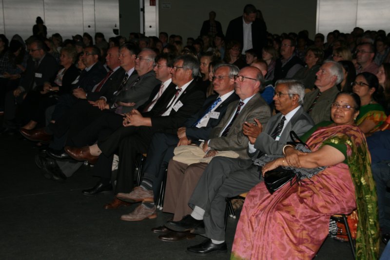 eom2014closingcerenomy42.jpg