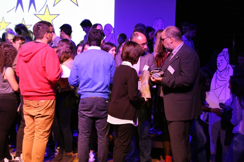 eom2014closingcerenomy89.jpg